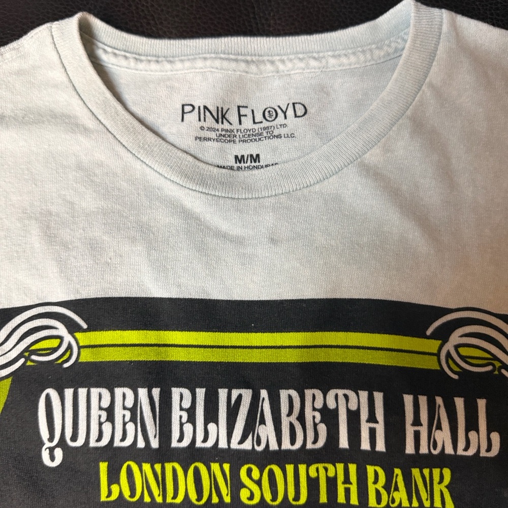 NWOT Pink Floyd Queen Elizabeth Hall Graphic Tee - White with Neon Print - Picture 2 of 2